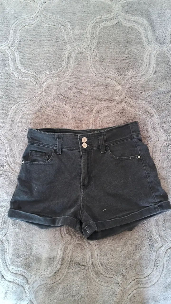 Shorts de mezclilla negros - 1