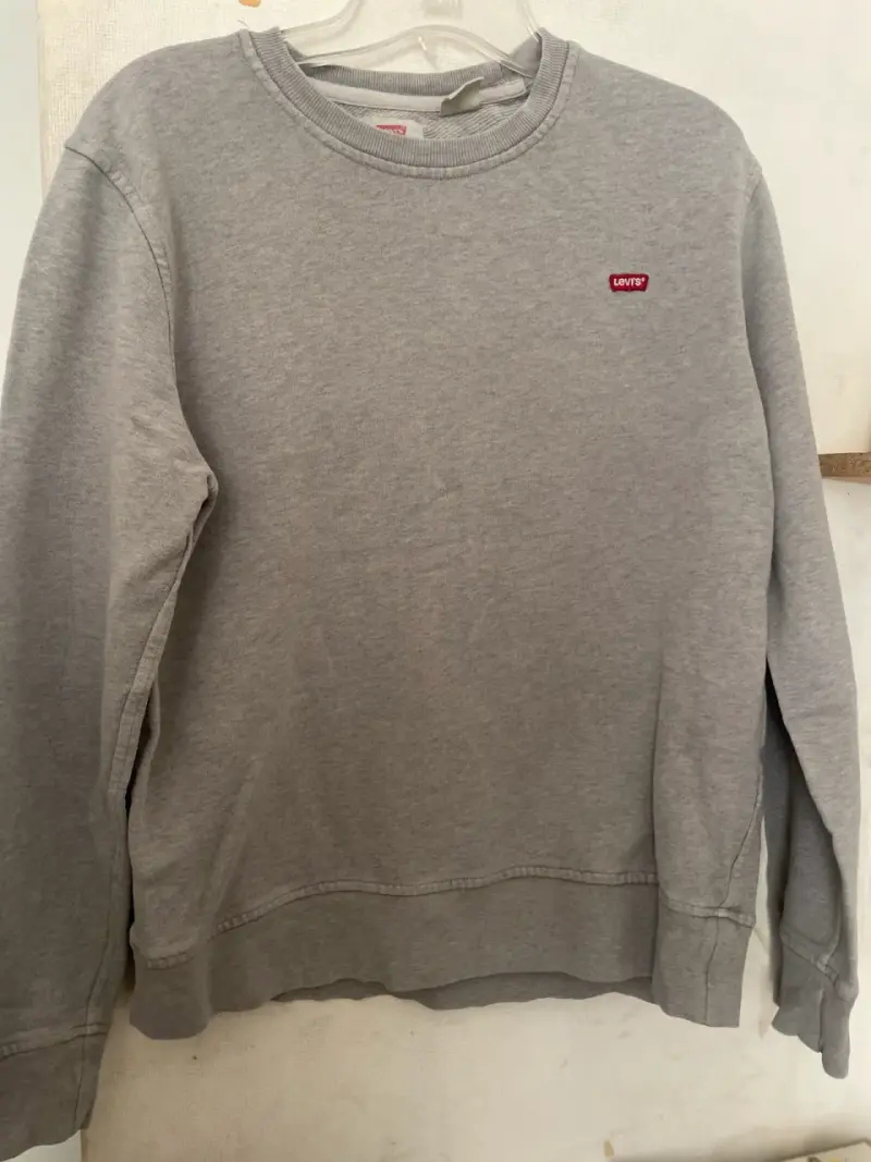 Polerón gris Levi's