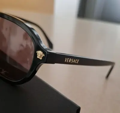 Gafas de sol Versace negras - miniatura 2