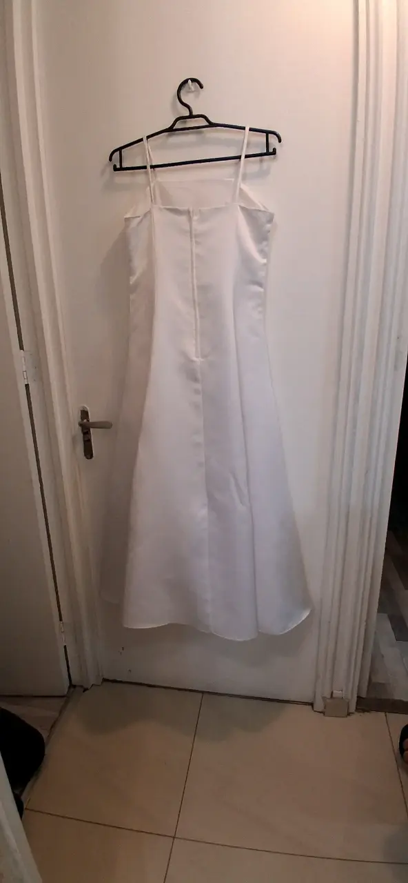Vestido blanco con bordado floral - 3
