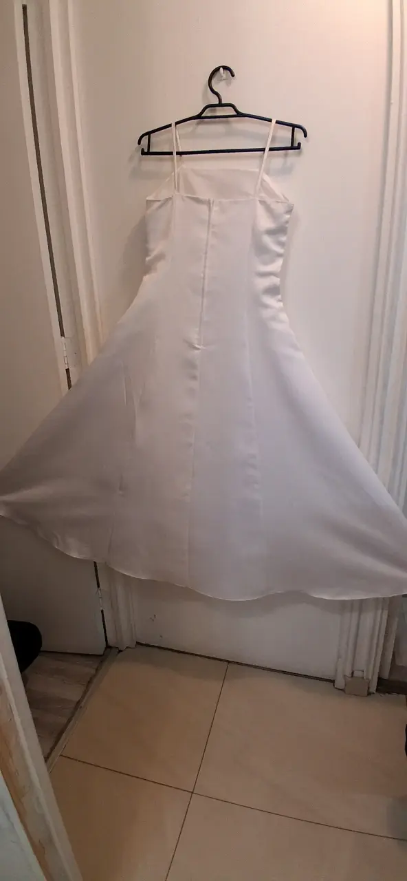 Vestido blanco con bordado floral - 4