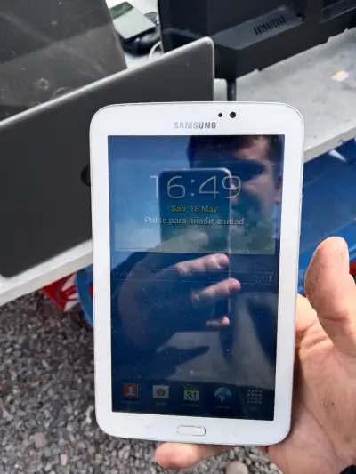 Tablet Samsung Galaxy blanca - miniatura 1