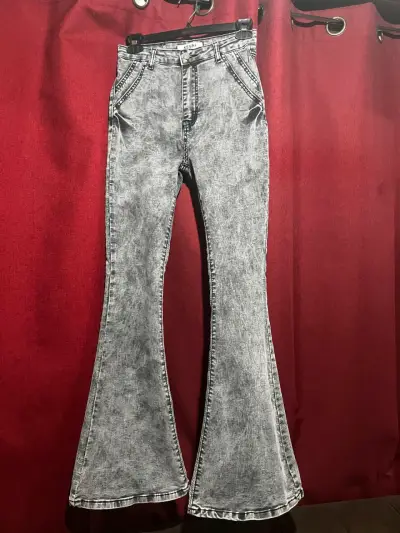 Jeans acampanados gris Itennie - miniatura 1