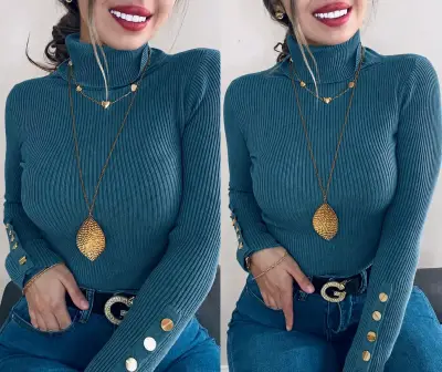 Polera de cuello alto verde - miniatura 1
