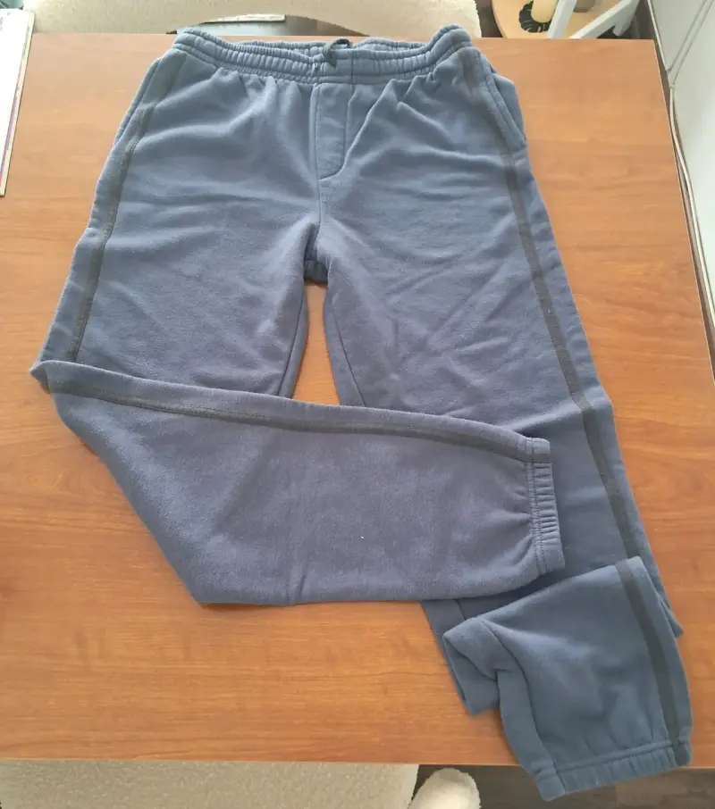 Pantalones deportivos azul marino