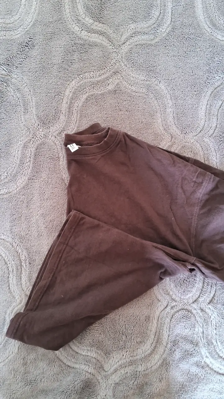 Polera marrón básica - 4