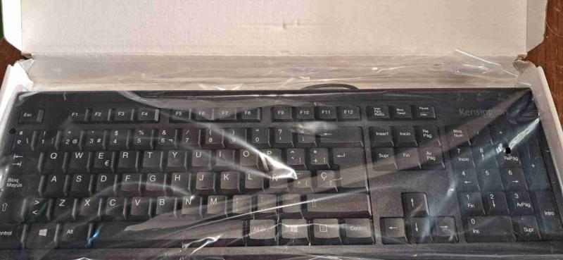 Teclado Kensington negro nuevo