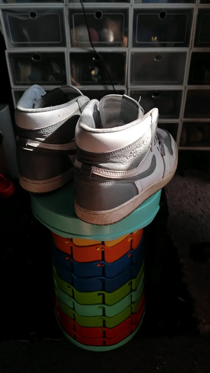 Jordan 1 - 2