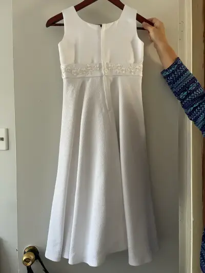 Vestido blanco de casamiento para niña - miniatura 2