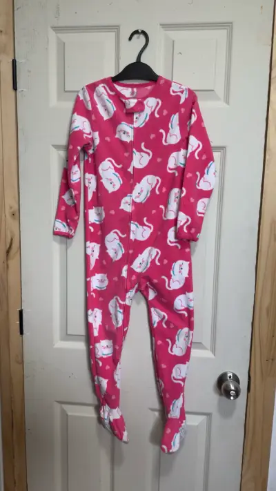 Pijama enterito rosado con gatos - miniatura 1