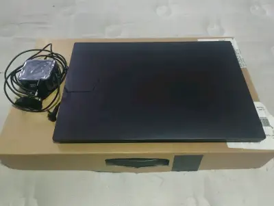 Notebook asus 16 pulgadas impecable - miniatura 6