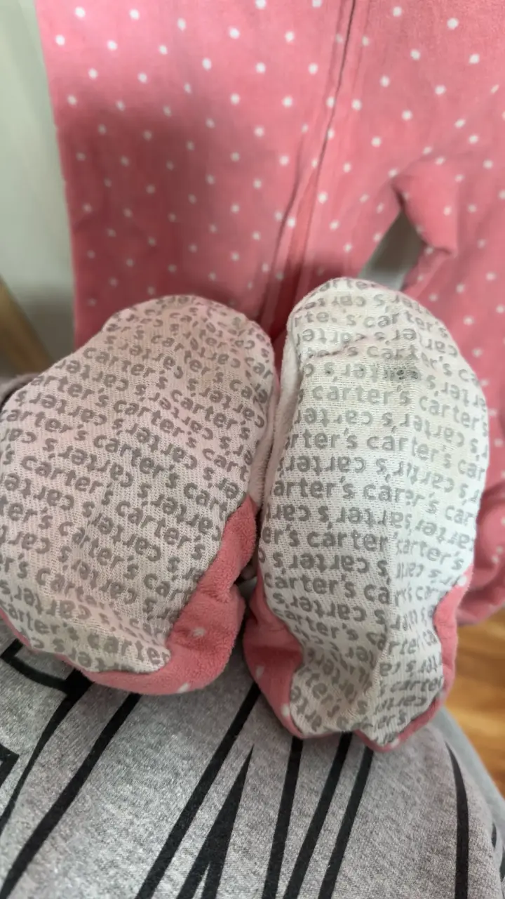 Pijama rosa de puntos para niña - 4