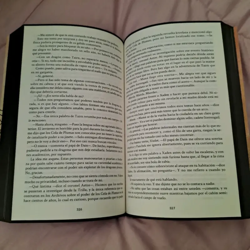 Libro Alas de Sangre de Rebecca Yarros - 2