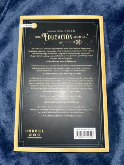 Libro Una Educación Mortal - miniatura 2