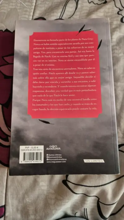 Libro 'Hush, Hush' de Becca Fitzpatrick - miniatura 3