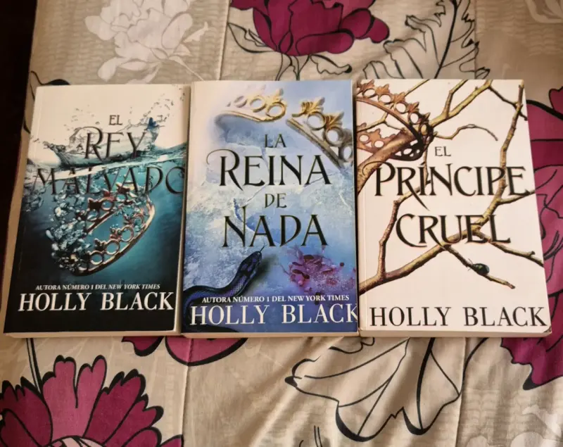 Trilogía Holly Black en español