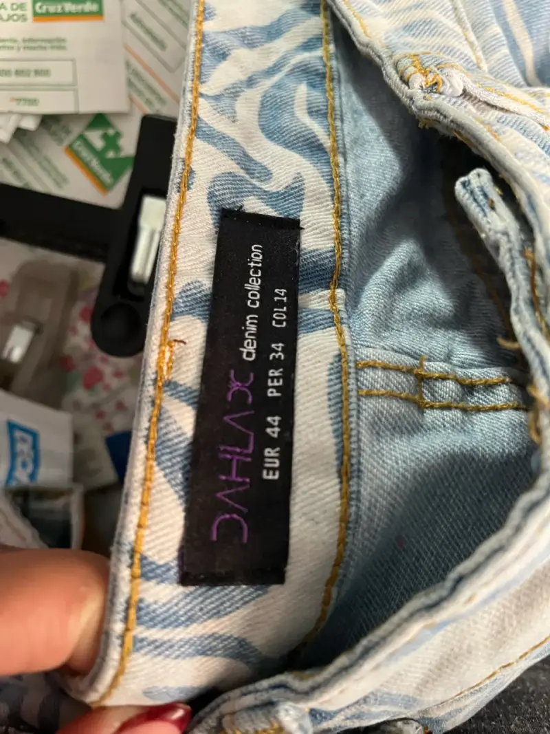 Pantalones estampados azul y blanco - 3