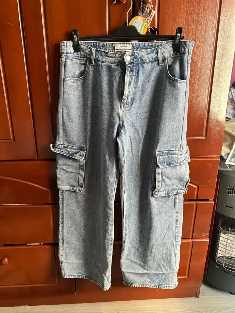 Pantalones cargo de mezclilla - 1
