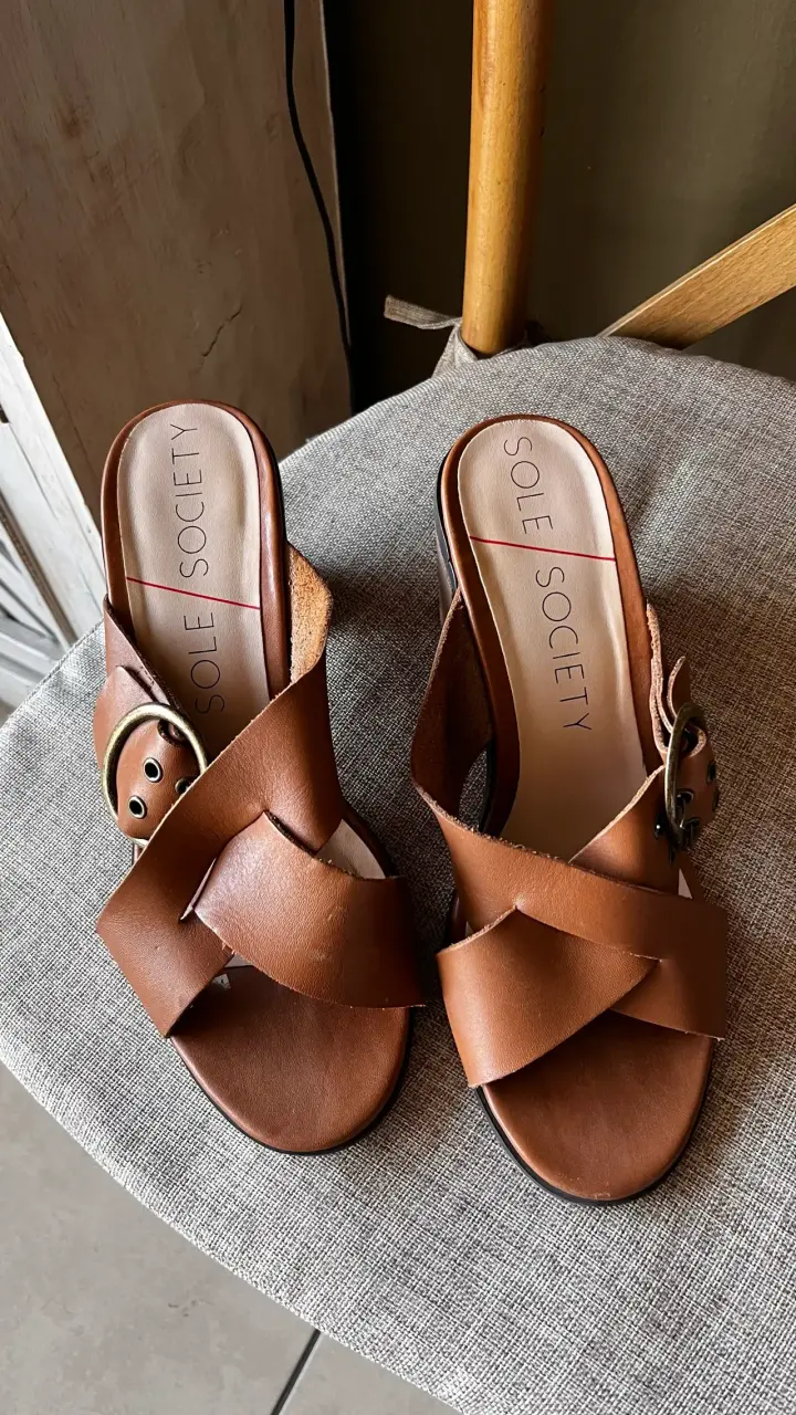 Sandalias marrones Sole Society - 1