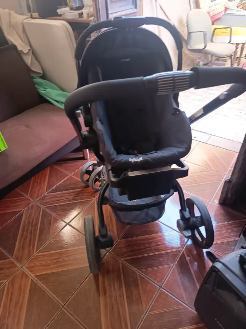 Coche de bebé Infanti negro - 2