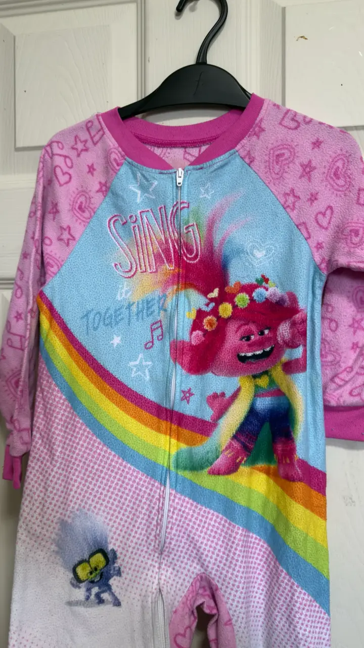 Pijama infantil Trolls rosado - 2