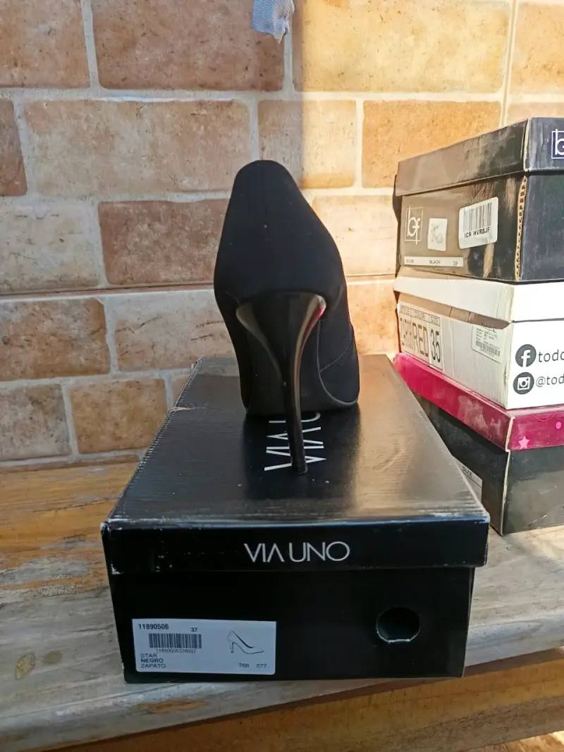 Tacones negros Via Uno - 2