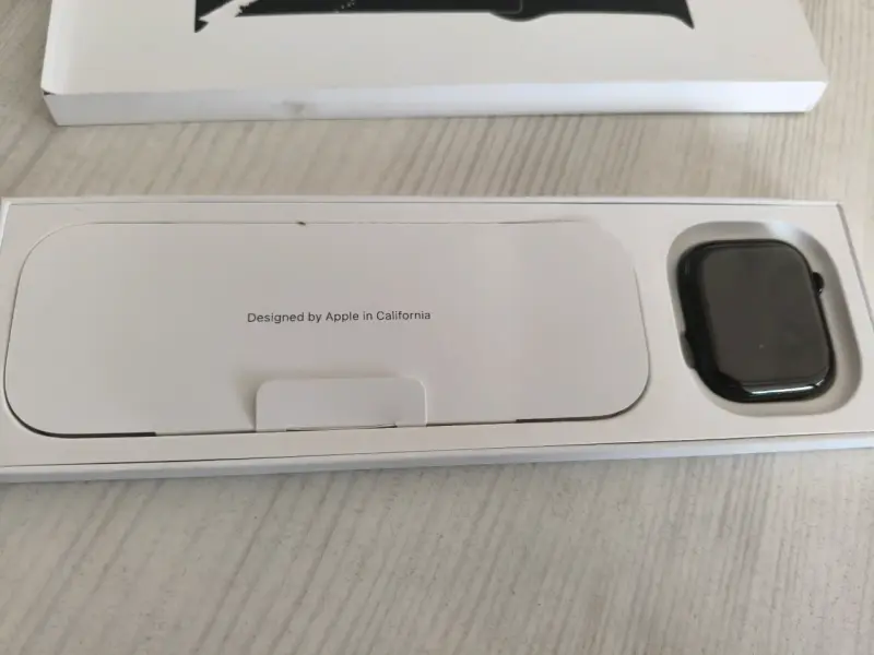 Apple Watch 11 46MM GPS - 3