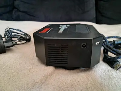 Proyector tomate - miniatura 2