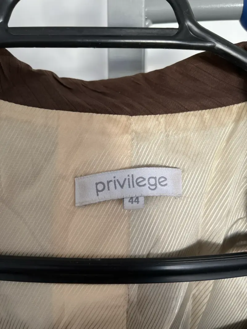 Traje café de rayas Privilege - 3