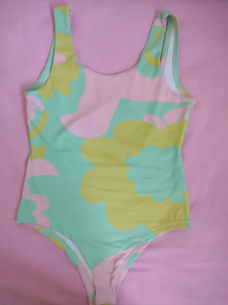 Bodys, vestidos y blusas - 1