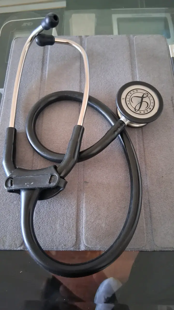 Estetoscopio Littmann negro Classic III - 1