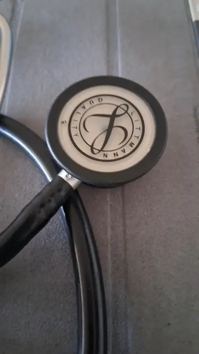 Estetoscopio Littmann negro Classic III - miniatura 2