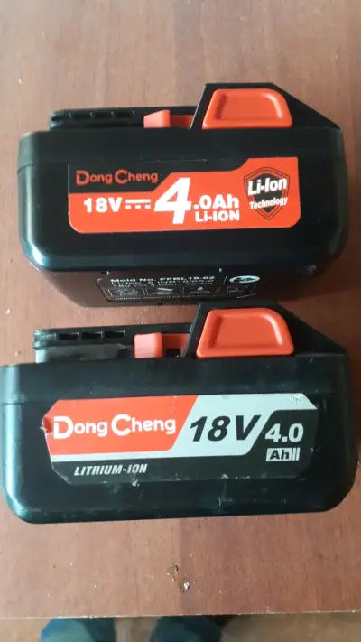2 Baterías Dong Cheng 18V 4.0Ah - miniatura 1