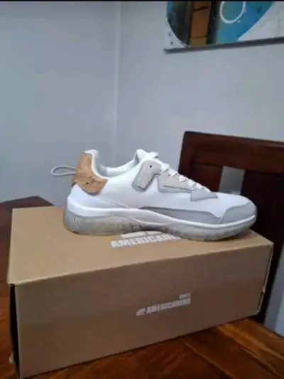 Zapatillas blancas con detalle corcho - miniatura 4