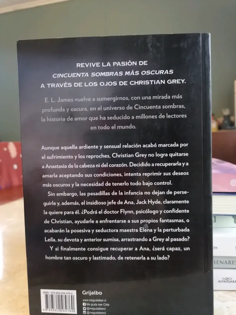 Libro Más Oscuro E.L. James - 2