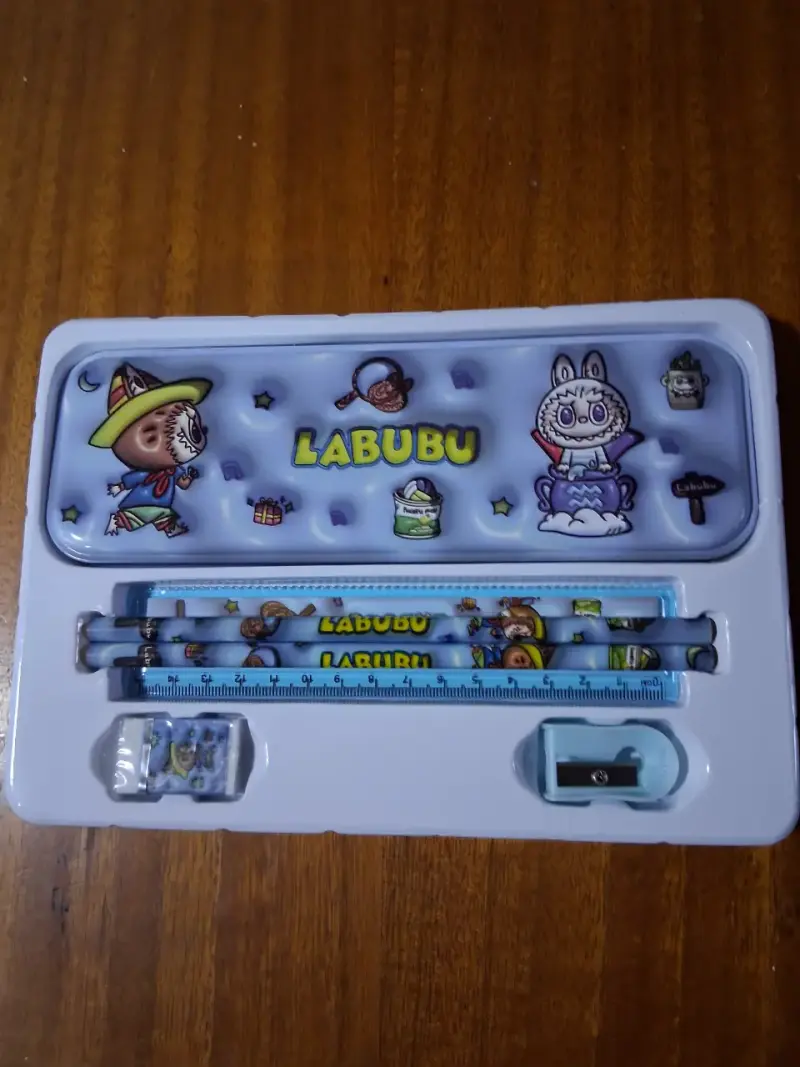 Set escolar Labubu azul