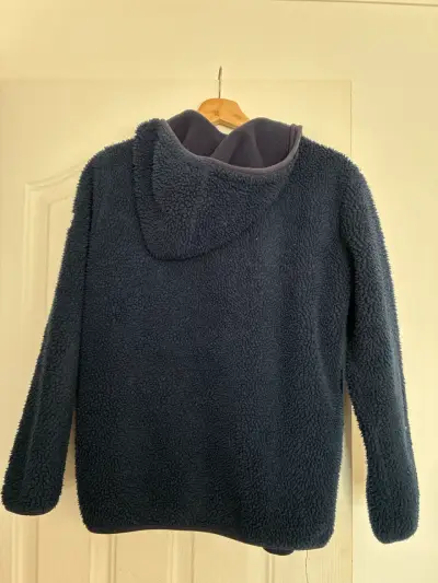 Chaqueta polar azul con capucha - miniatura 3