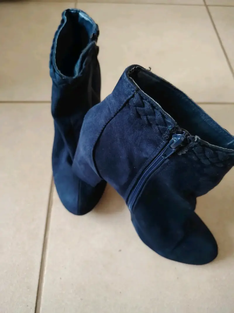 Botas negras de cuero - 3