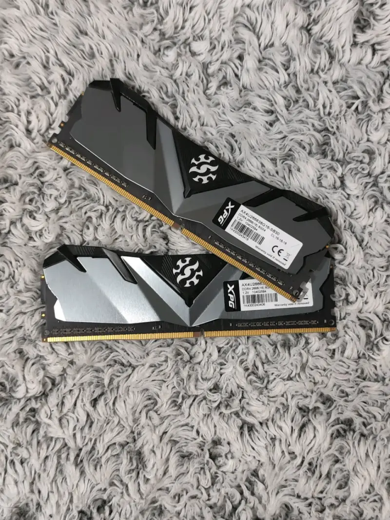 Memoria RAM XPG DDR4