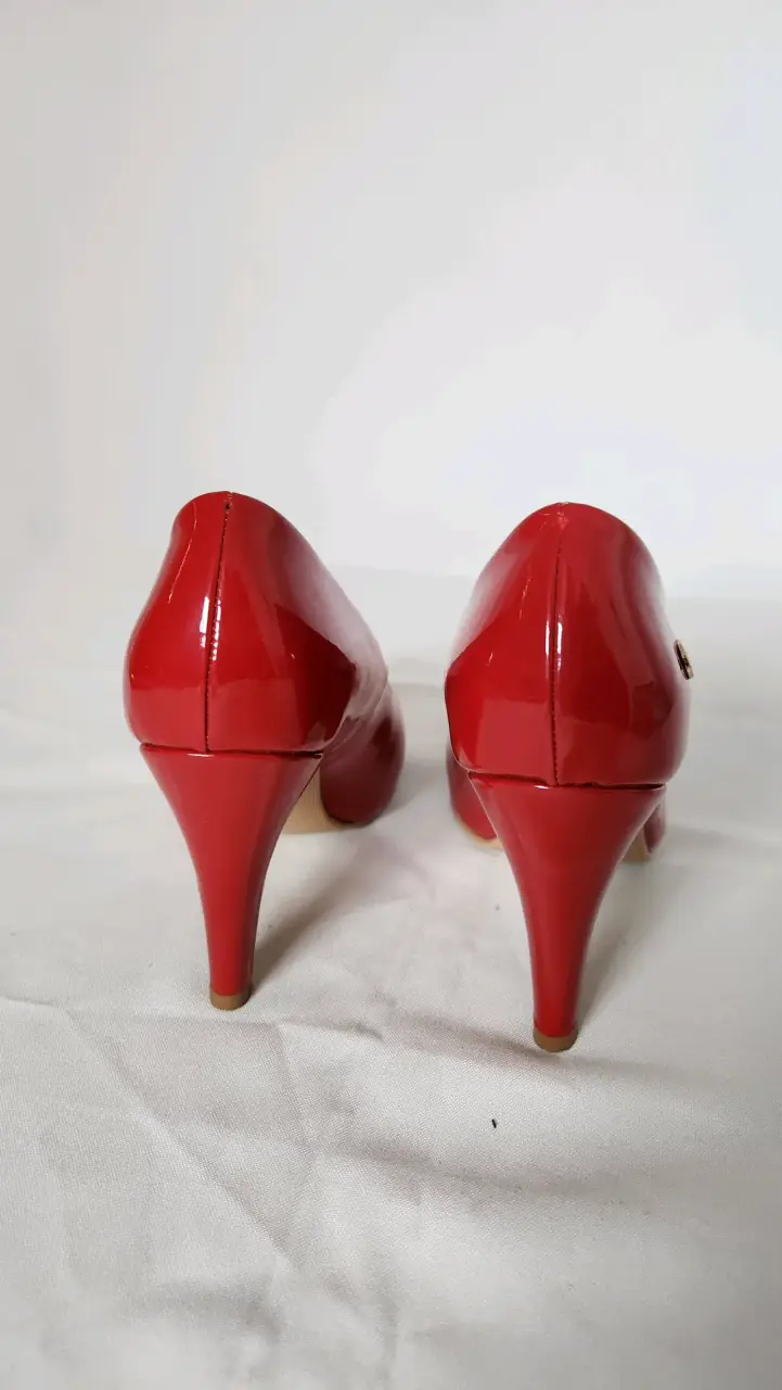 Zapatos rojos de mujer con taco alto - 2