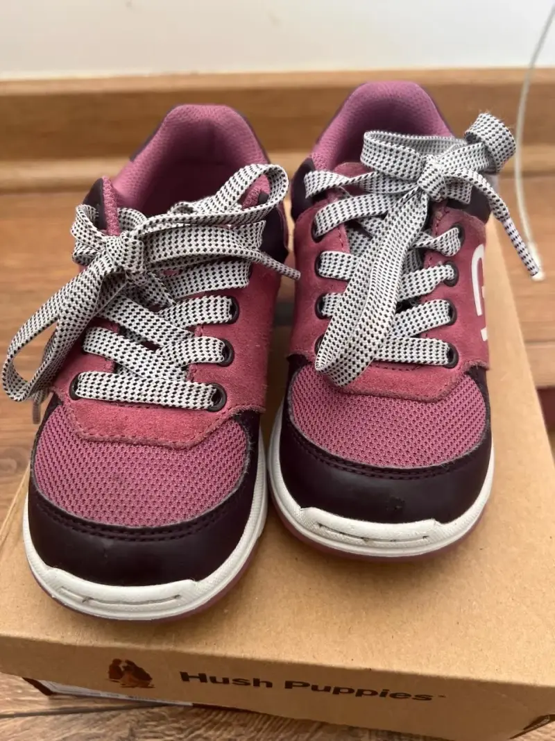 Zapatillas Hush Puppies burdeos talla 28 - 1