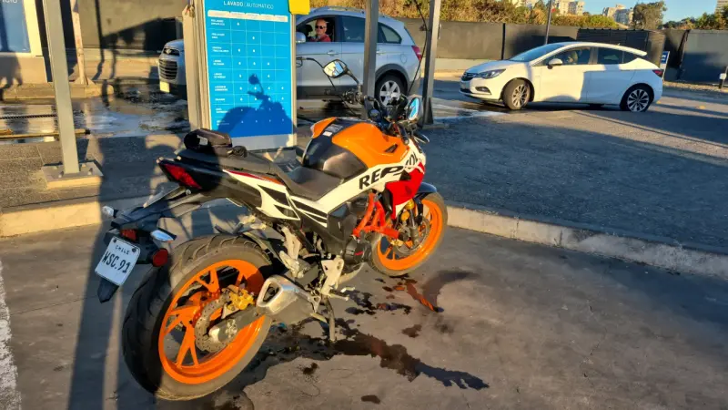 Moto deportiva Repsol Honda - 2