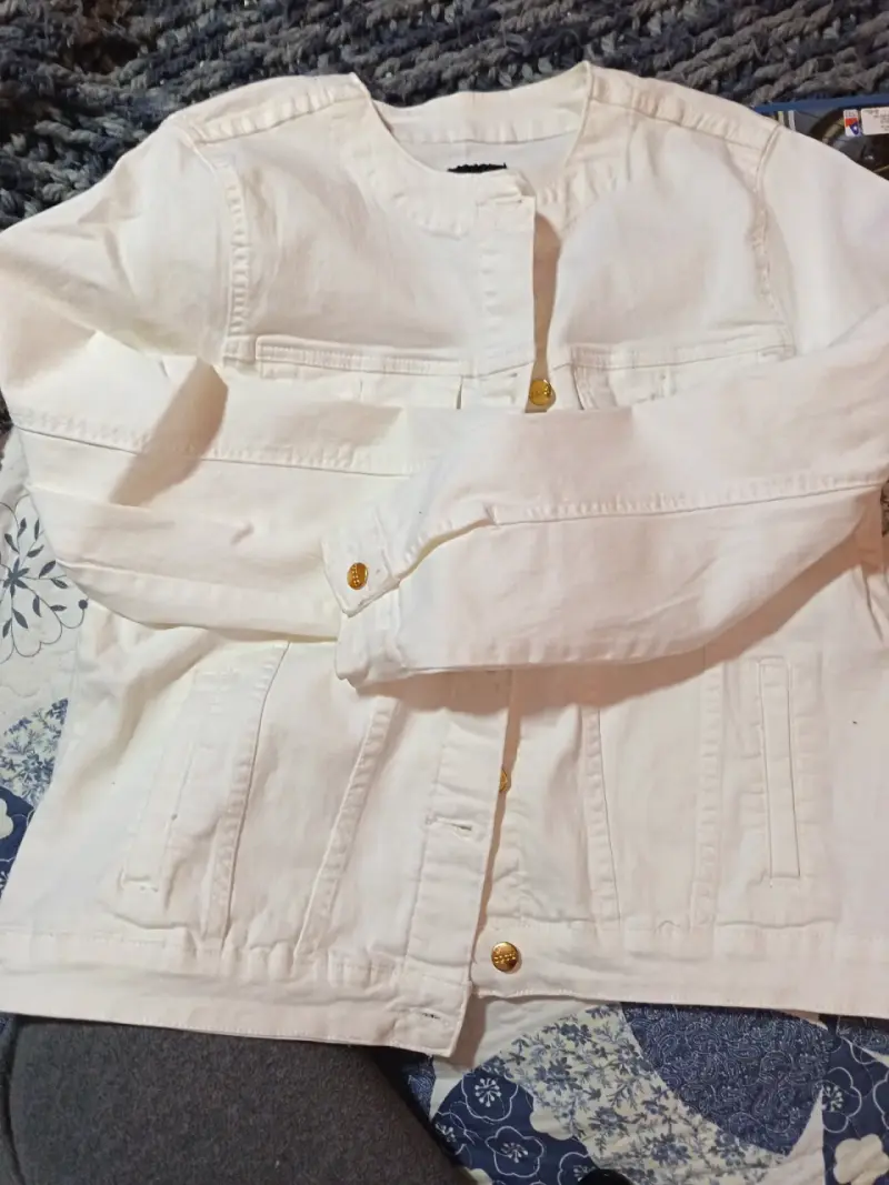 Chaqueta blanca de mezclilla - 1