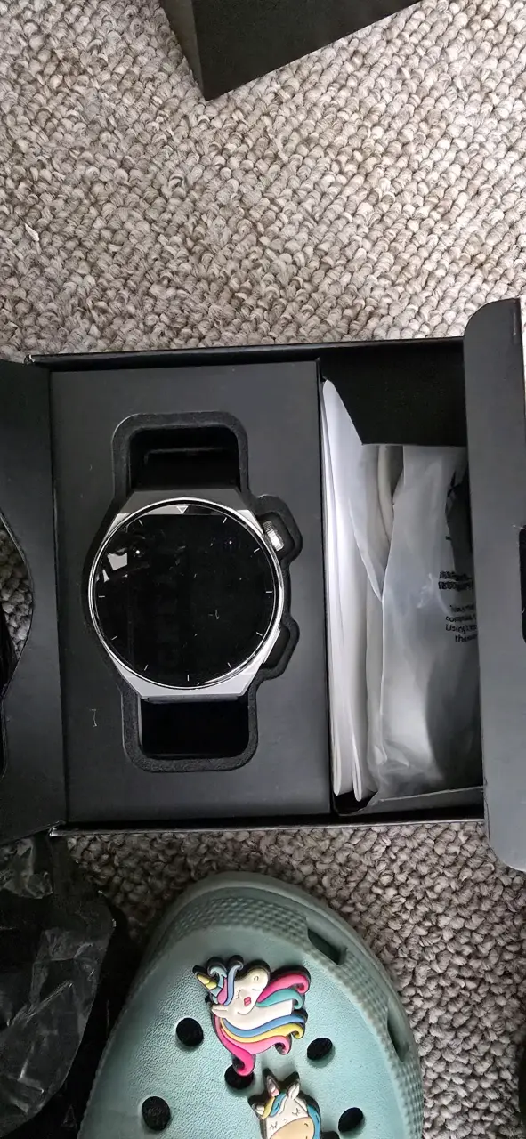 Smartwatch Huawei en caja - 2