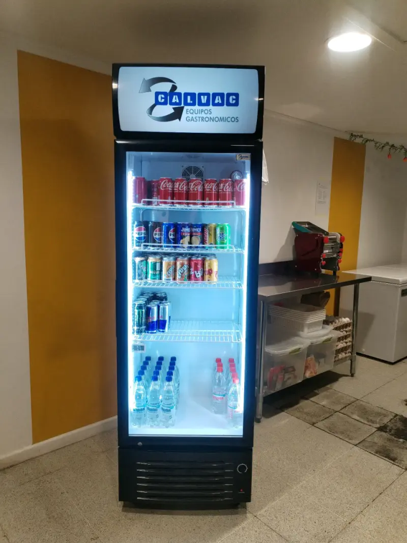Refrigerador vitrina comercial - 1