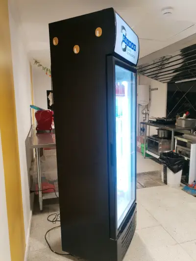 Refrigerador vitrina comercial - miniatura 2