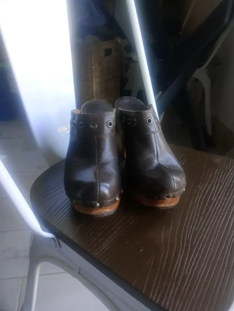 Zuecos de cuero marrón kebba - 1