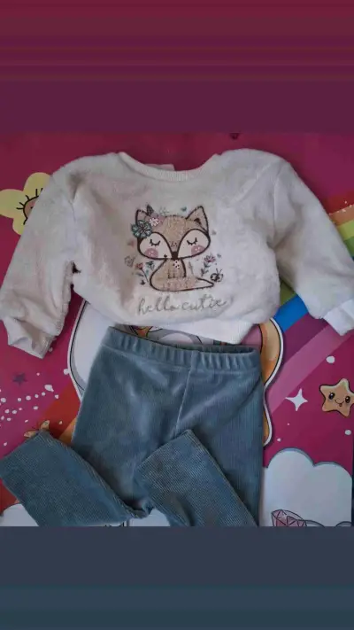 Conjunto para niña con diseño de zorro - miniatura 1