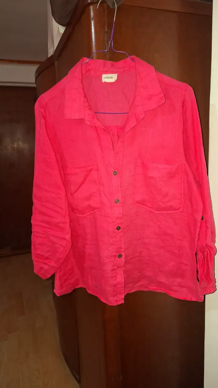 Blusa rosada de lino