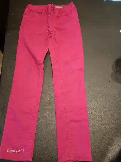 Jeans para niña, diferentes colores - miniatura 2